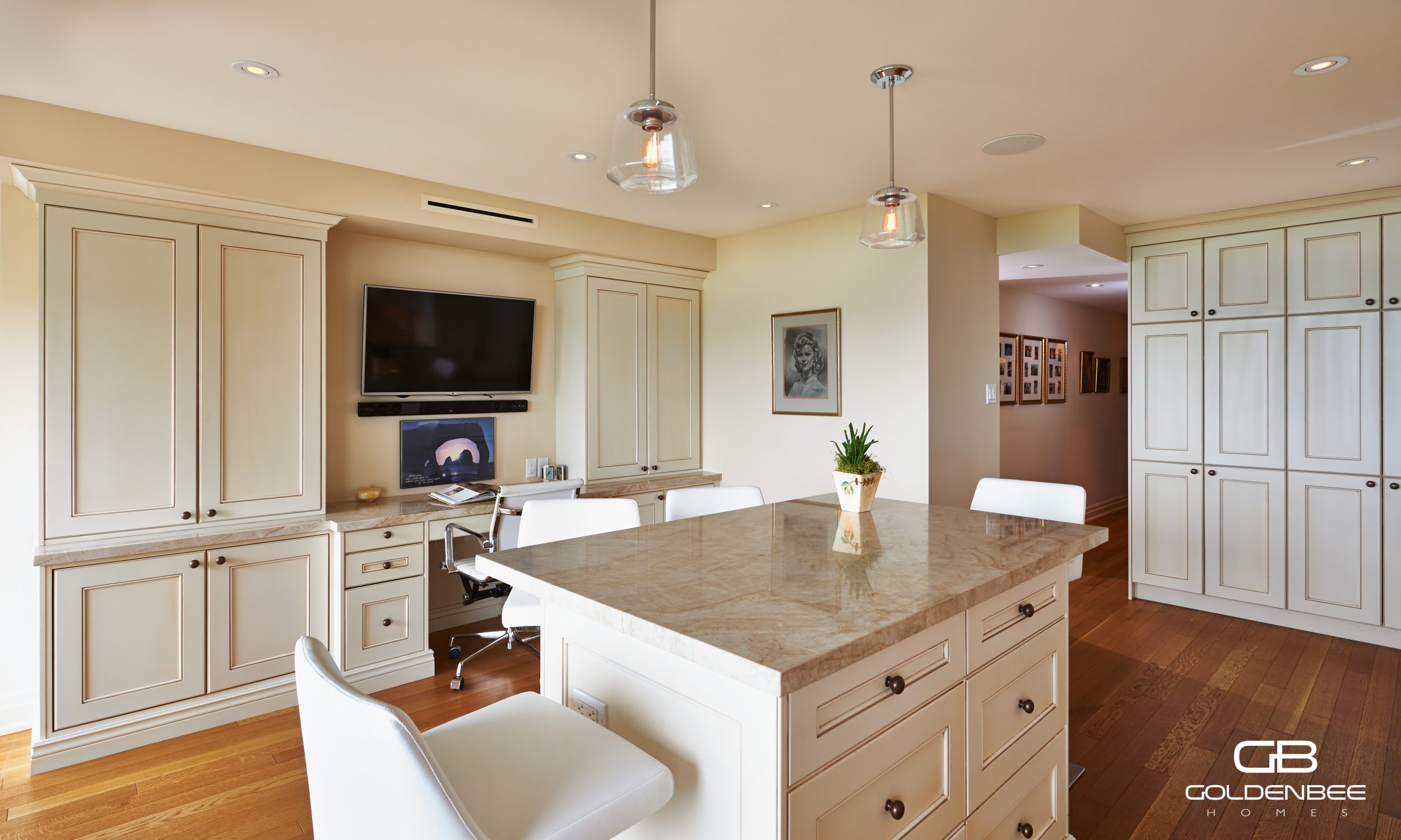 RICO BONANNO      CASTLEROCK STUDIOS